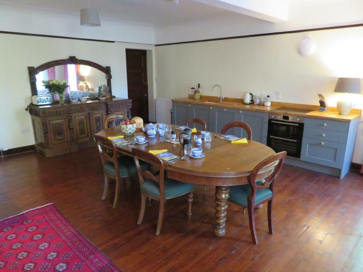 إينفيرنيس Balvraid Lodge B&B المظهر الخارجي الصورة